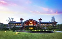 Huangshan Ro-easy Resort Các khách sạn gần Flying Dragon Waterfall