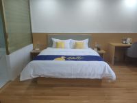 7天酒店(怀仁新天地购物广场店) - 精致优选大床房
