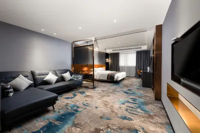 Xike City Hotel (Xianning Experimental Foreign Language School)