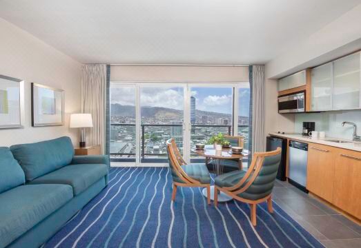 5. 알라 모아나 호..