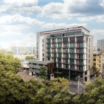 56 Hotel Отели рядом с достопримечательностью «Станция BTS - Punnawithi»