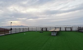 Ruoshu Hotel (Qingdao Lingshan Island)