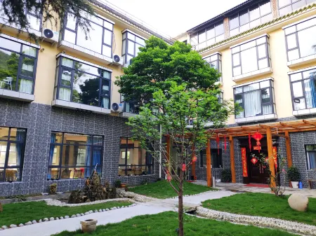 ChangAnShanJu Отели в г. Мяньчжу