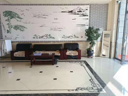 Rixin Hotel (Horqin Left Middle Banner Second Branch)