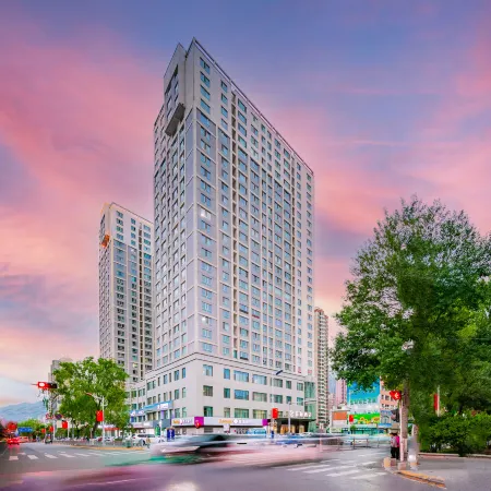 Starway Hotel (Xining Limeng Commercial Pedestrian Street)