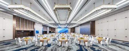 Meihao Lizhi Hotel (Jinan West Railway Station Convention and Exhibition Center) Отели рядом со станцией Ji'nan West Railway Station