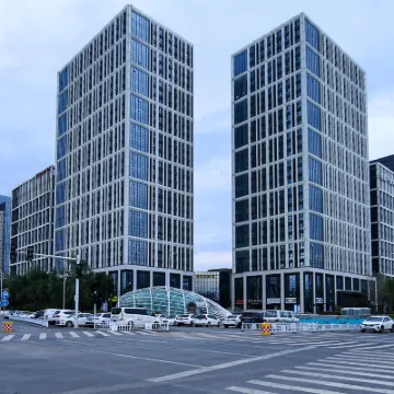 Jinhu Hotel Hotels near Henan Police College