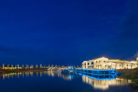 Guiyuantianju Ruijing Wild Luxury Homestay Отели в г. Пэнцзе