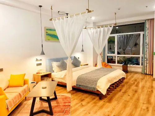 Nut Theme Hotel