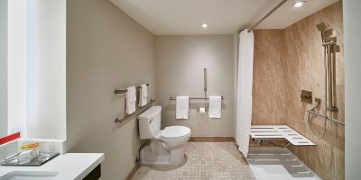 リゾートキングサイズベッドルーム・バリアフリーシャワー付き禁煙 バリーズ ラスベガス ホテル&カジノの写真