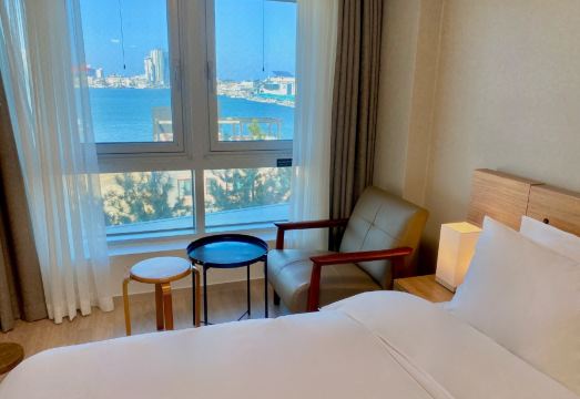 청초호 베스트 호텔 외관