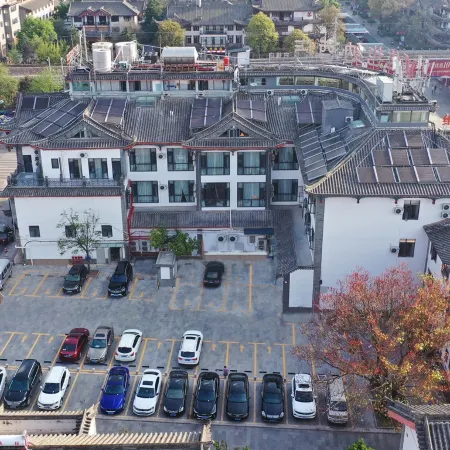 Vienna Hotel (Chuxiong Xiren Ancient Town Branch)