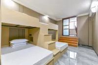 Seven o'clock Sunshine E-sports Hotel (Hebi Xinghe Street Yulong Shopping Center) - Esports