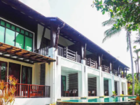 ซีเชลล์ รีสอร์ต โรงแรมใกล้หาดทรายรี