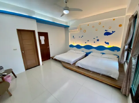 Sunny Hostel Hotels near Lanyang Museum