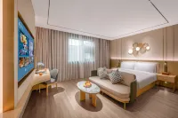Orange Hotel (Chengdu Shuangliu International Airport Branch) Hotels near TOREAD