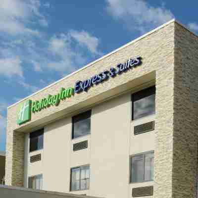 Holiday Inn Express & Suites - Williamstown - Glassboro, an IHG Hotel Hotel Exterior