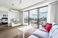 The Docks on Goodwin Hotels in Kangaroo Point