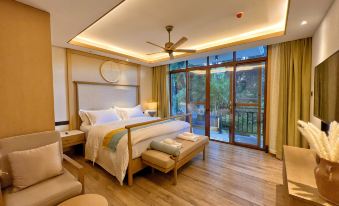 Xishuangbanna Menghai Dream Xiangjia Hot Spring Cloud Villa