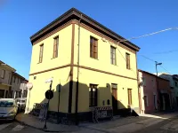 Domo Achenza Guesthouse Hotel a Terralba