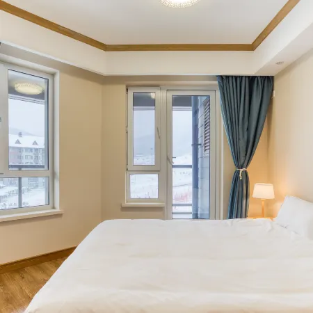 Fenghua Apartment (Jilin Vanke Songhua Lake Resort)