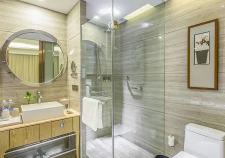 Four Points by Sheraton Luohe
