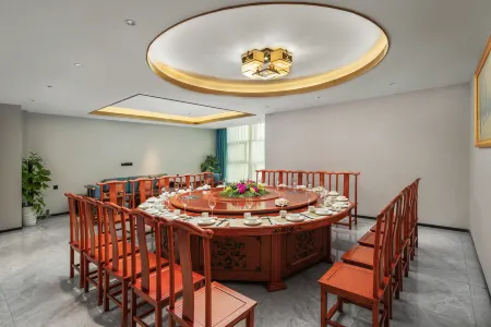 Yulaicheng Xinghe Hotel (Baise Sports Center Branch)