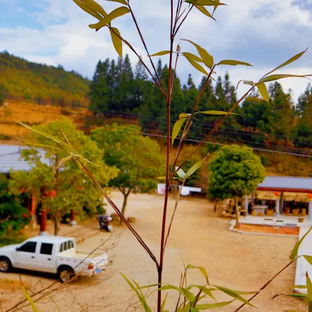 Sanbai Mountain Yuantou Shanshui Homestay