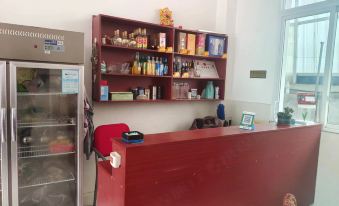 Longlong Hotel