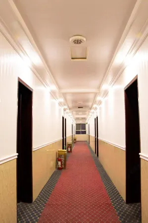 Xinfengshan Hotel, Liyang Отели в г. Жуян