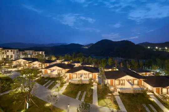 Organicyam Resort Chengdu Sancha Lake Отели рядом с достопримечательностью «Sancha Lake Scenic Area»