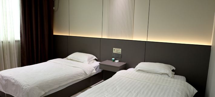 Xinxiang Guangle Holiday Hot Spring Hotel Hotels in Xinxiang County