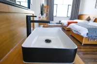Chaoju Boutique Guesthouse - Airport Shuttle