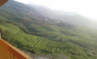 Xianlin Homestay (Longji Rice Terraces Observation Deck Branch)