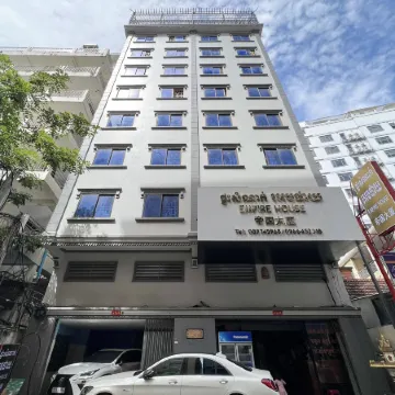 Empire House, Phnom Penh Отели рядом с достопримечательностью «Торговый Центр Сория»
