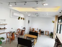 Sun Moon Between - bar
