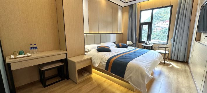 Mei li hotel Hotéis em Deqin