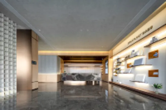 Atour Hotel, Daxin Square, Xinyang East Station