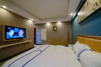 บิสซิเนสโฮเต็ลหลงซิง (สาขาสถานีรถไฟหยางชุน)