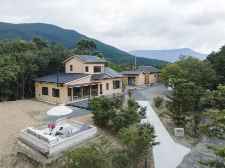 SEN.RETREAT TAKAHARA