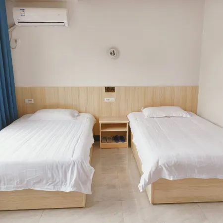 Longhushan Clear Water Bay Homestay