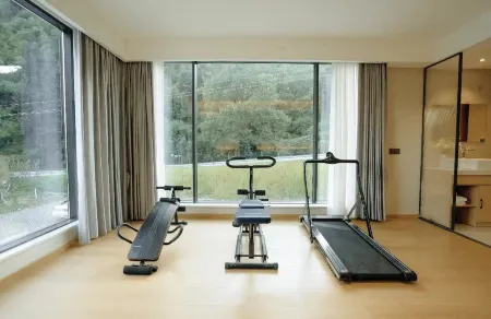 Shanyunli Hot Spring Homestay Отели рядом с достопримечательностью «Seven-color Sea»