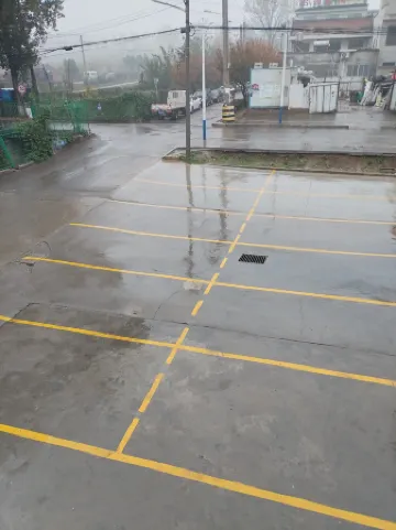 Xincheng Hotel Xi'an Отели рядом с достопримечательностью «Xi'an Fanyi University (East Area)»