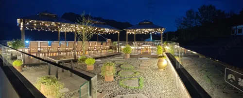 Dove Tree Inn (Yingjing Longcanggou National Forest Park)