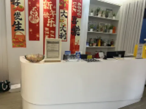 Qinghaiwan Sea View Apartment (Xiamen University Shimao Twin Towers Branch)