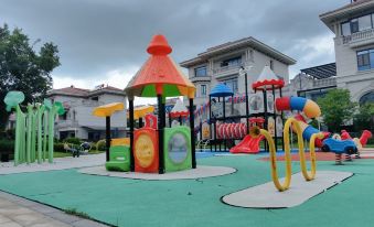 Yunqi Inn Luxury Duplex Homestay