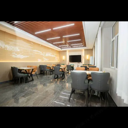Cloud Hotel (Linxi Government & No.1 High School)