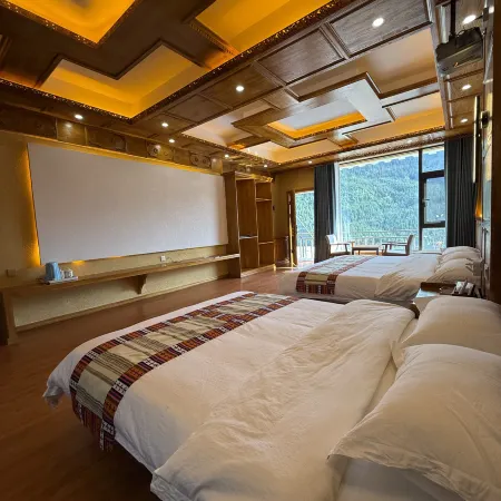 ZHA GA NA SU LU HUA KAI Homestay