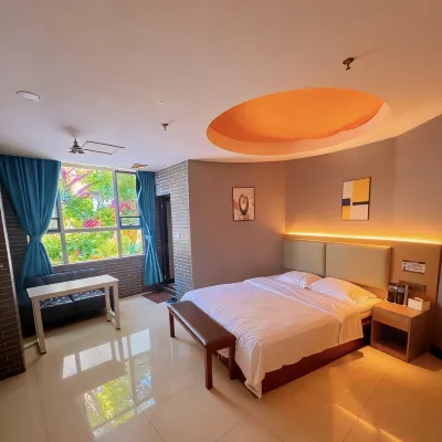 Guangzhou Liwan Hotel (Guangzhou North Railway Station) Hotels near Huadu Gymnasium