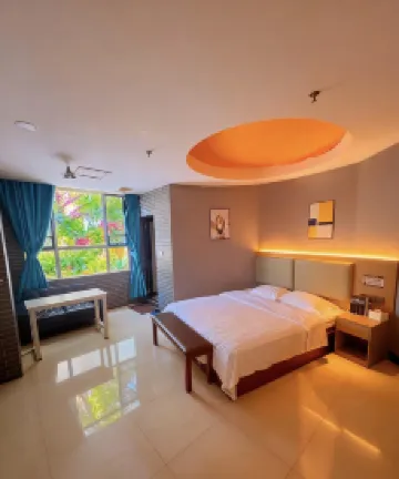 Guangzhou Liwan Hotel (Guangzhou North Railway Station)